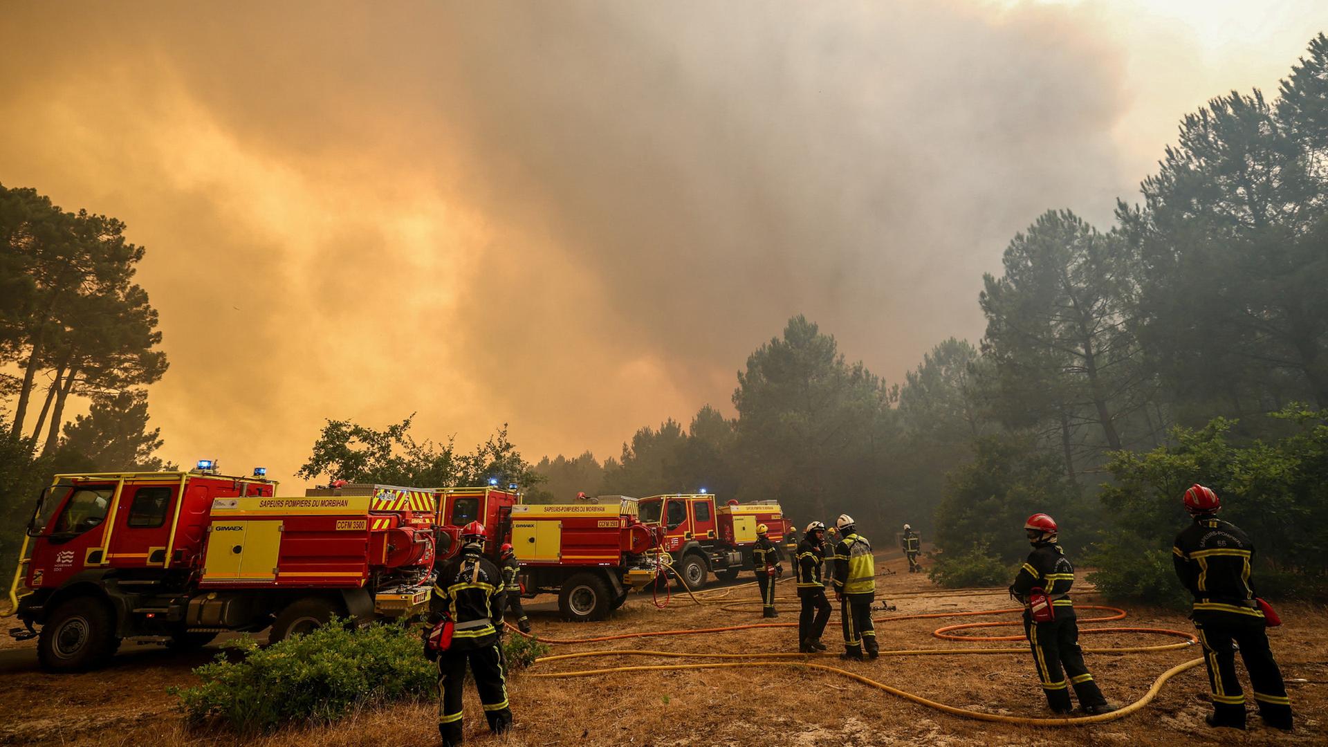 Mehr als 60.000 Menschen wegen Waldbränden in Frankreich evakuiert