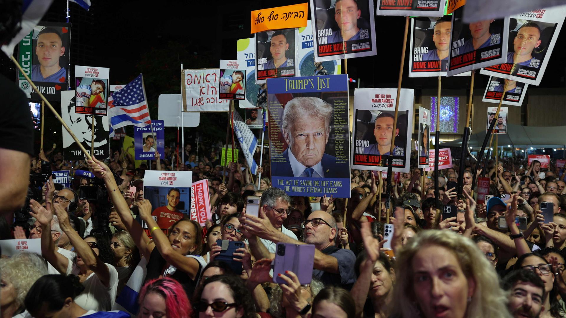 Demonstrierende in Tel Aviv | AFP
