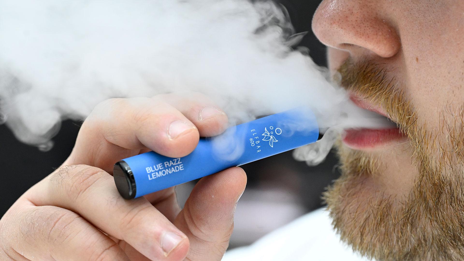 gilt rauchverbot auch für e zigaretten Does Vaping Affect Drug Test Results? - Mr Fog main image 1