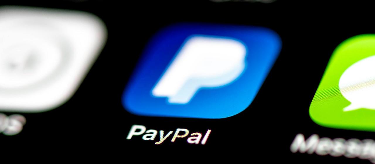 PayPal App auf einem Smartphone.