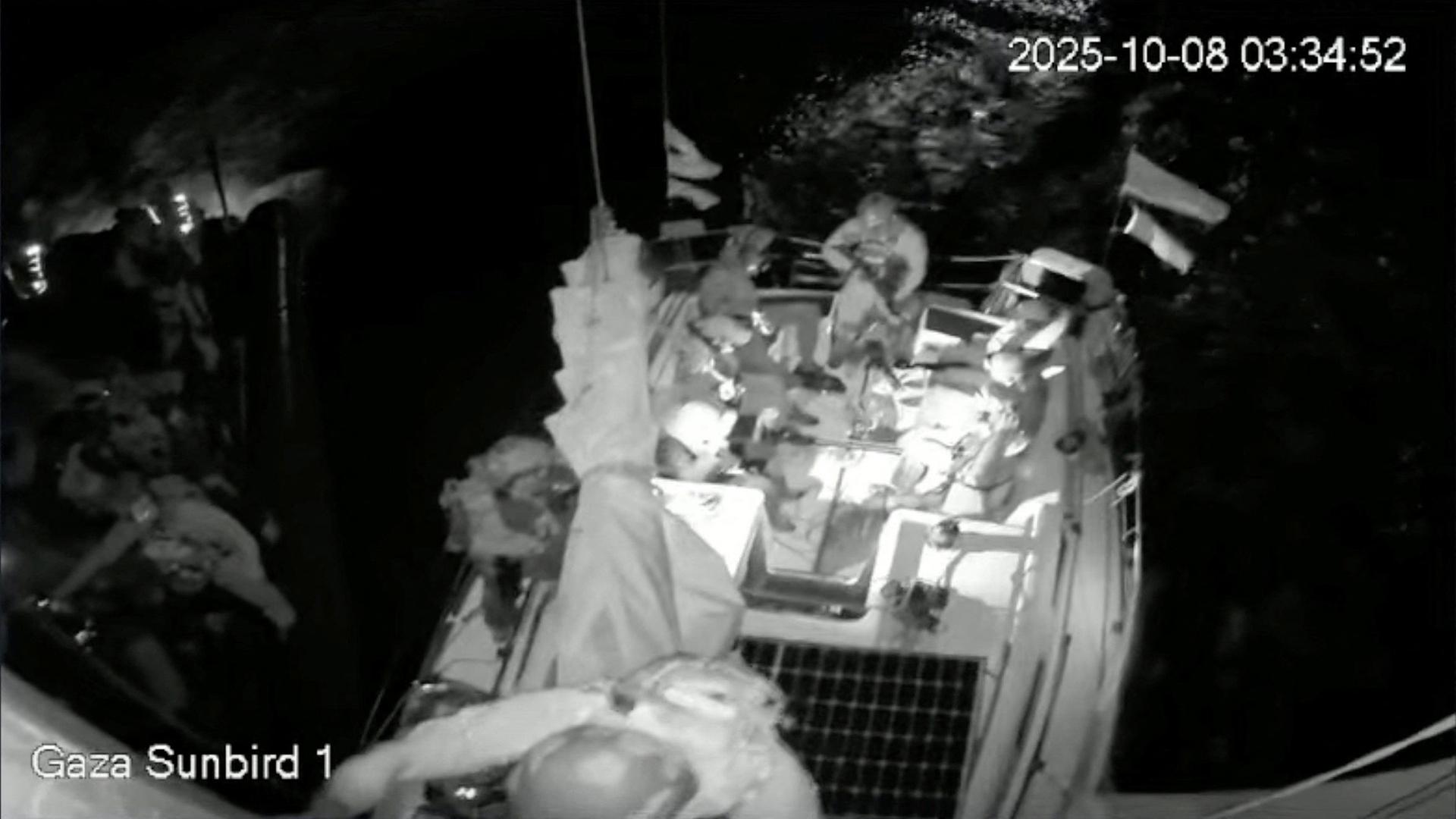 Ein Screenshot aus einem Live-Video. | Freedom Flotilla Coalition/via REUTERS