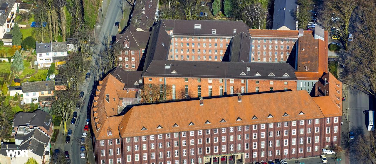 Gebäude des Amtsgerichts Duisburg-Hamborn mit angeschlossener JVA Duisburg-Hamborn