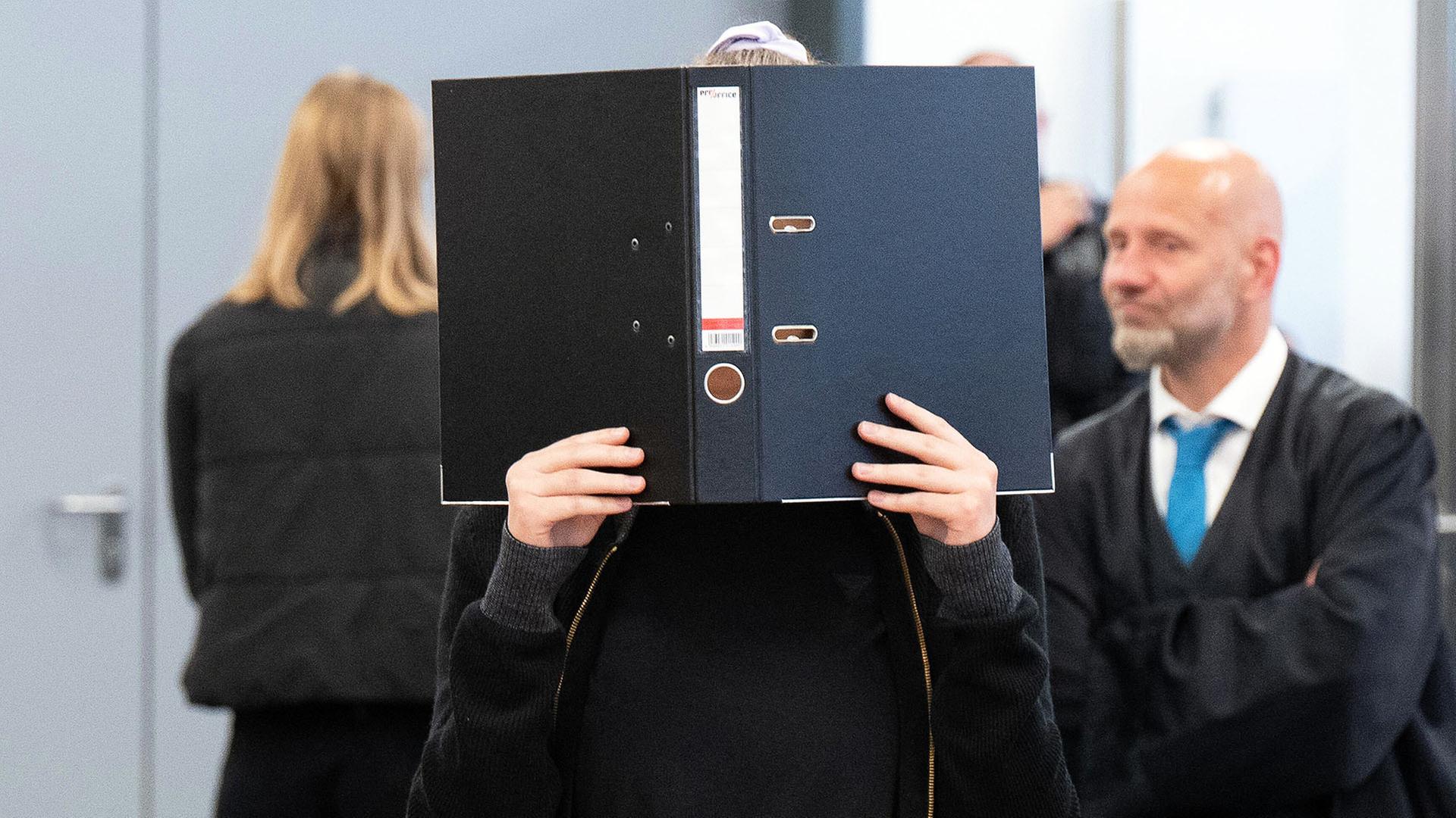 Lina E. wird vorzeitig aus Haft entlassen